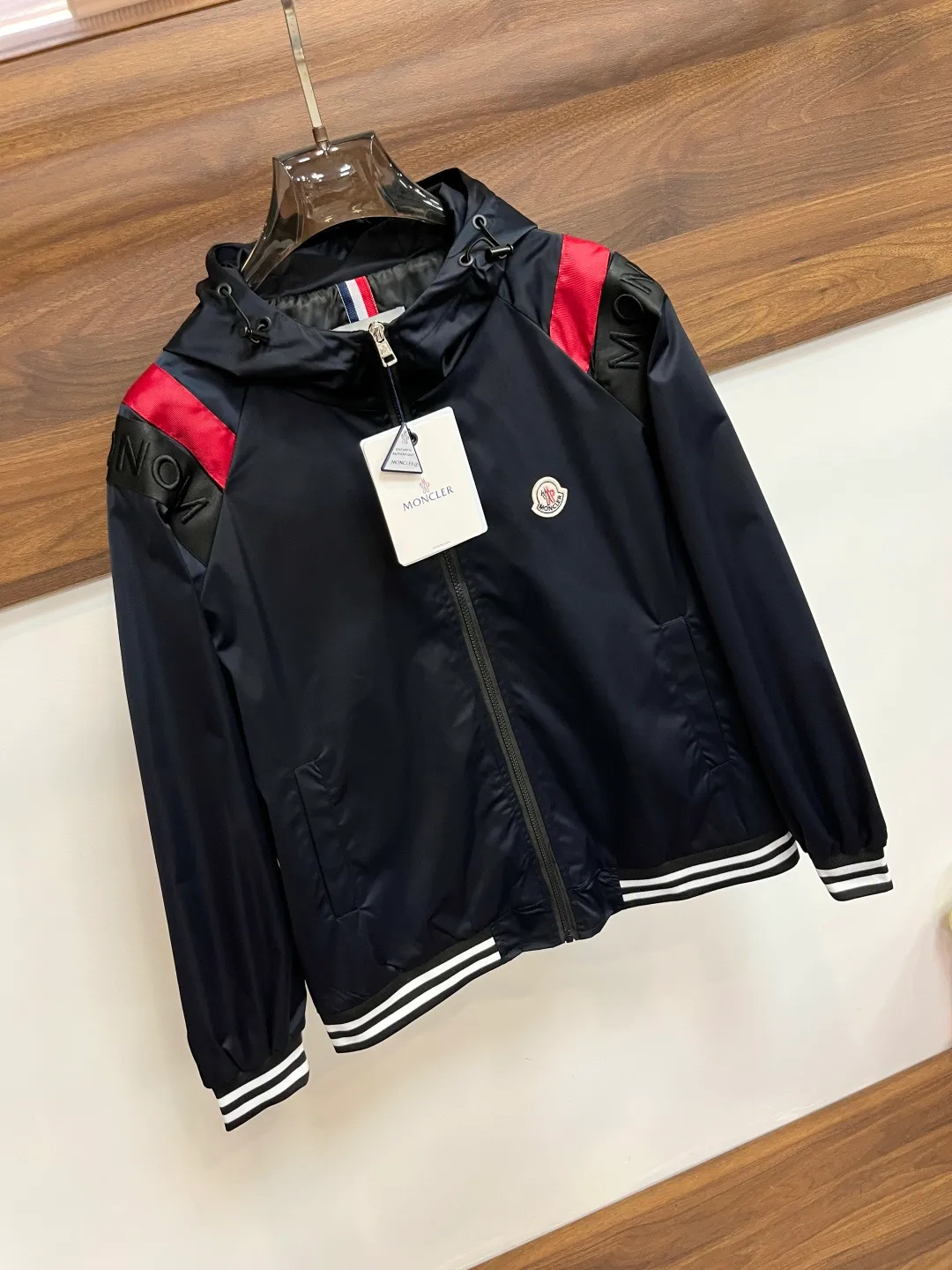 ARCTERYX 2026 New Arrival🧊 ，Original Premium Breathable ， ， ， Quality。 ， Sizes：M～3XL H 2025New Arrival